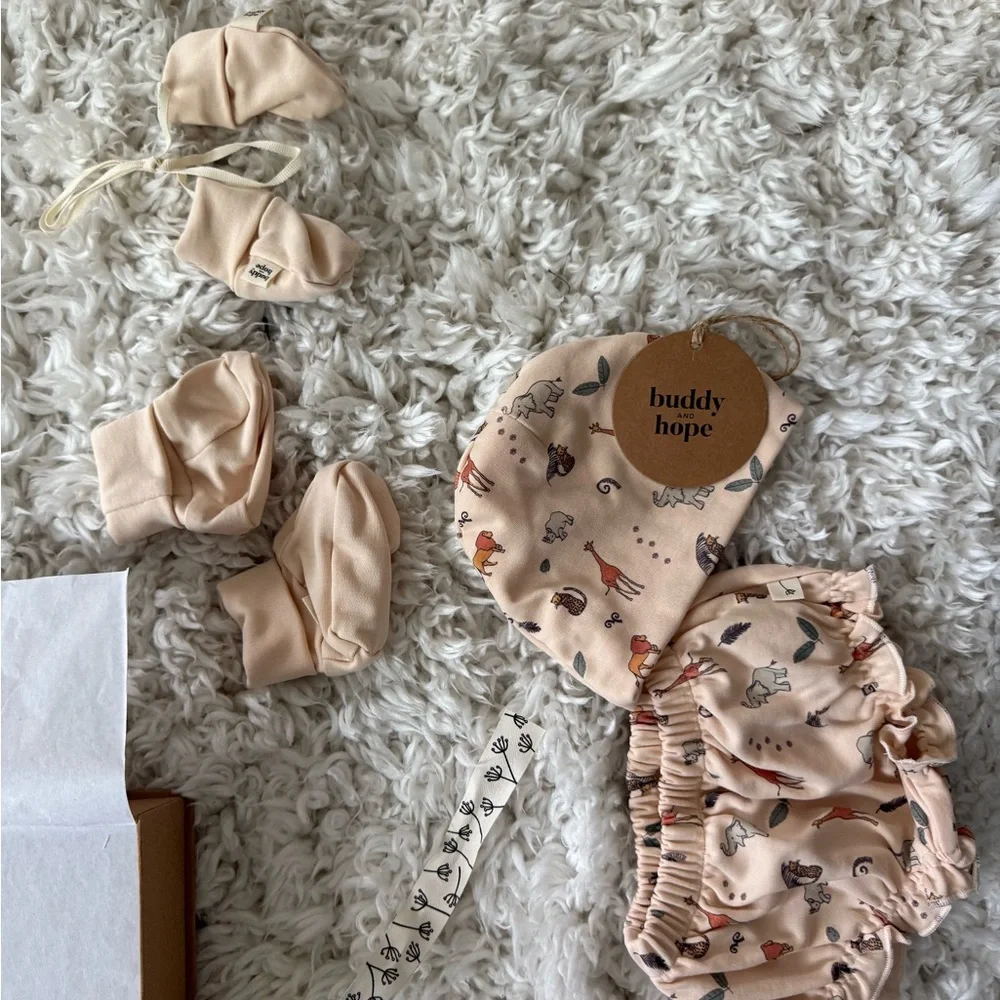 Buddy and Hope Gift Box - Kraft Brown